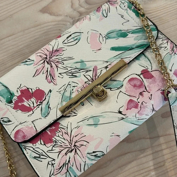Floral Purse - Picture 5 of 12